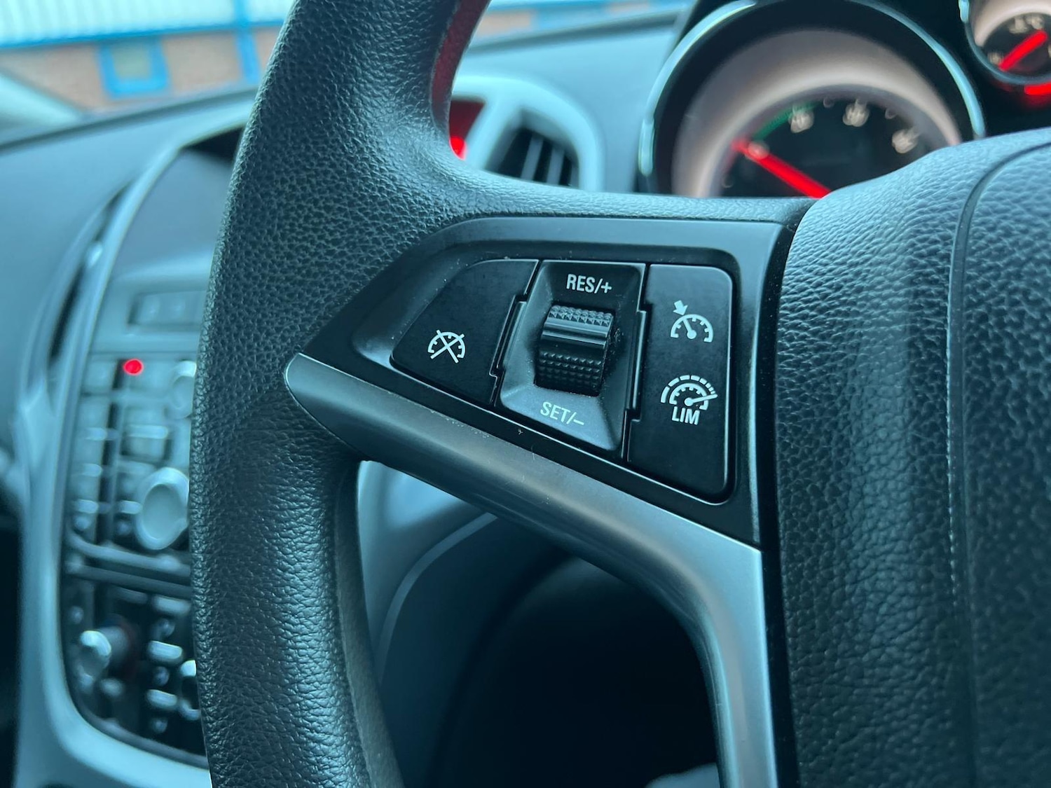 Used Vauxhall Astra 2014 for sale - 76512880: Photo 19