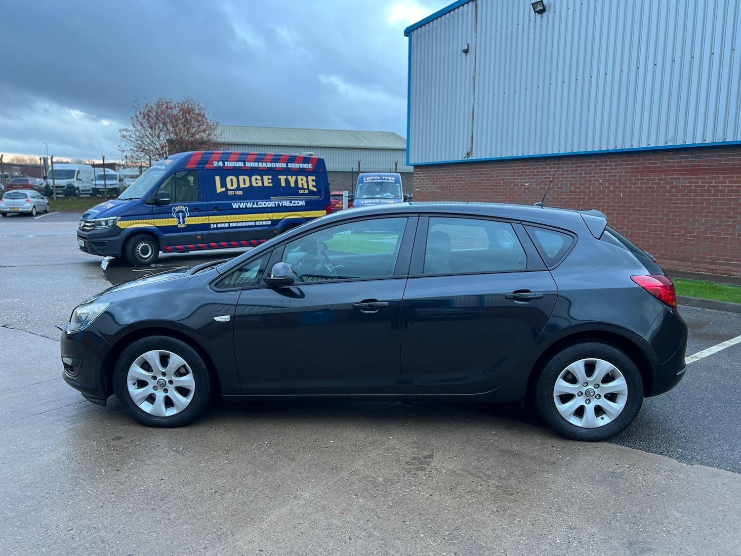 Used Vauxhall Astra 2014 for sale - 76512880: Photo 3