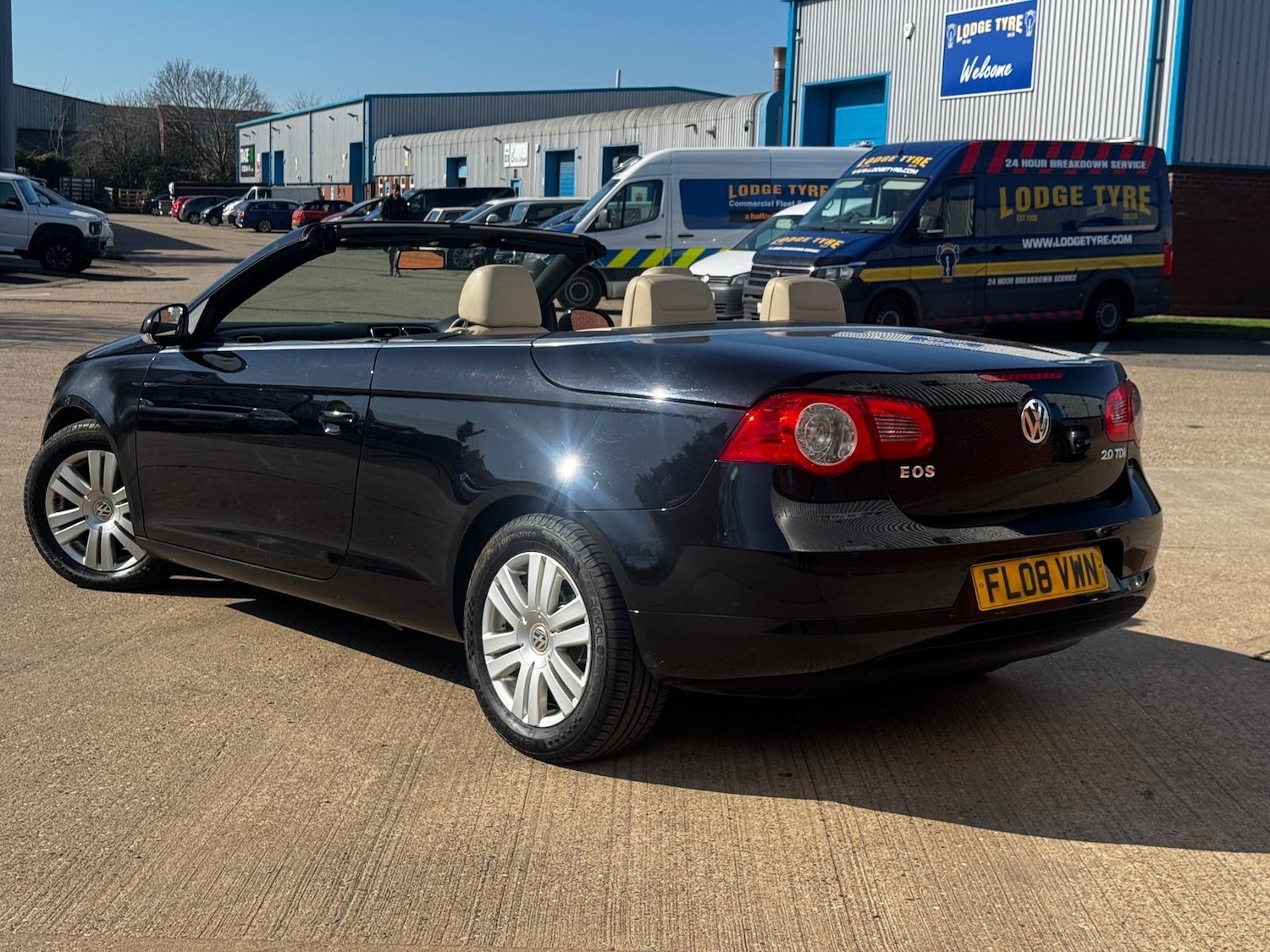 Used Volkswagen EOS for sale - 77939934: Photo 11