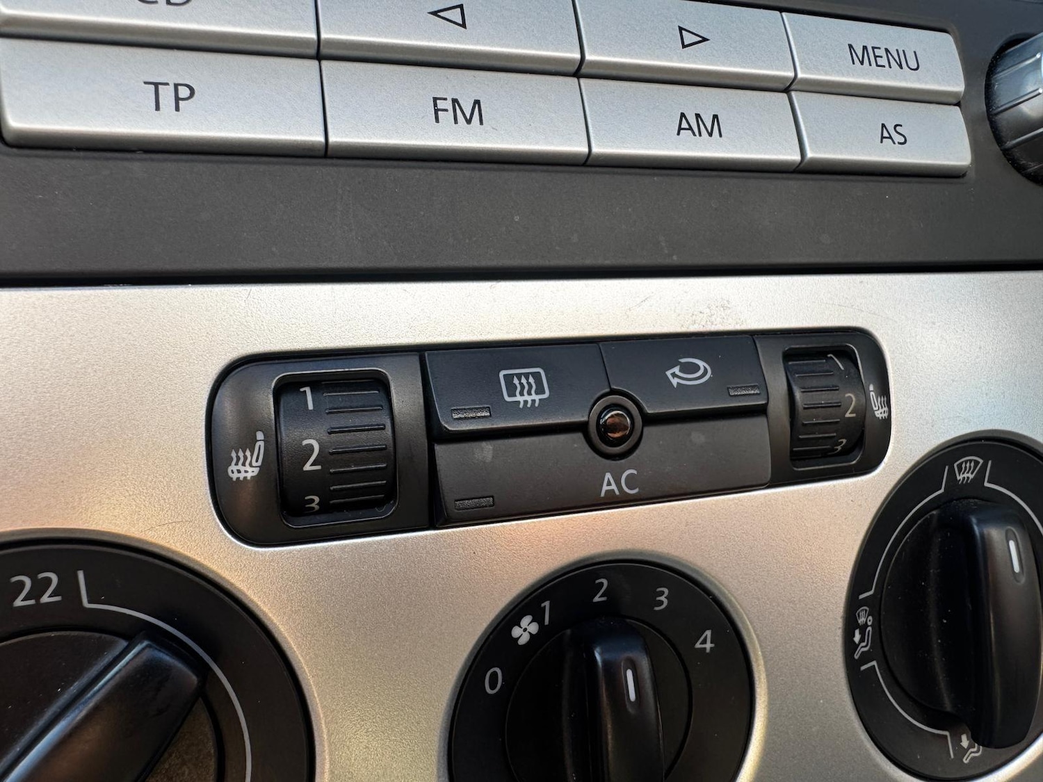 Used Volkswagen EOS for sale - 77939934: Photo 26