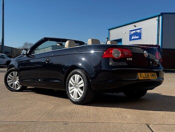 Used Volkswagen EOS 2008 for sale - 77939934: Photo