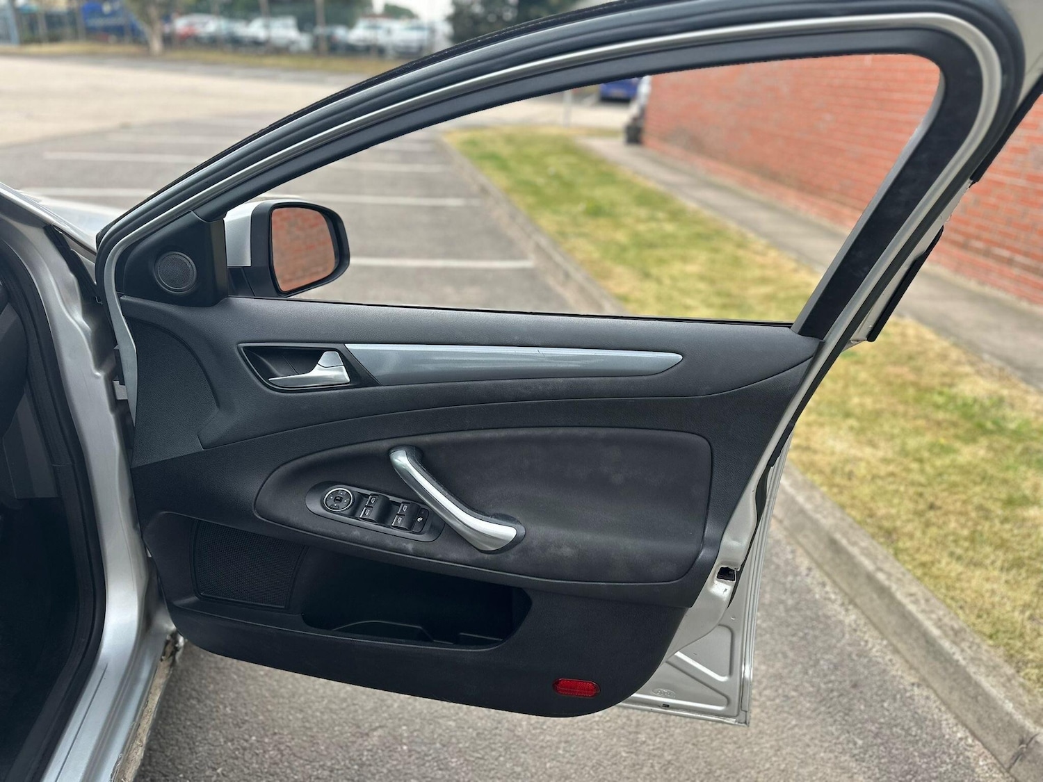 Used Ford Mondeo 2012 for sale - 76989259: Photo 25