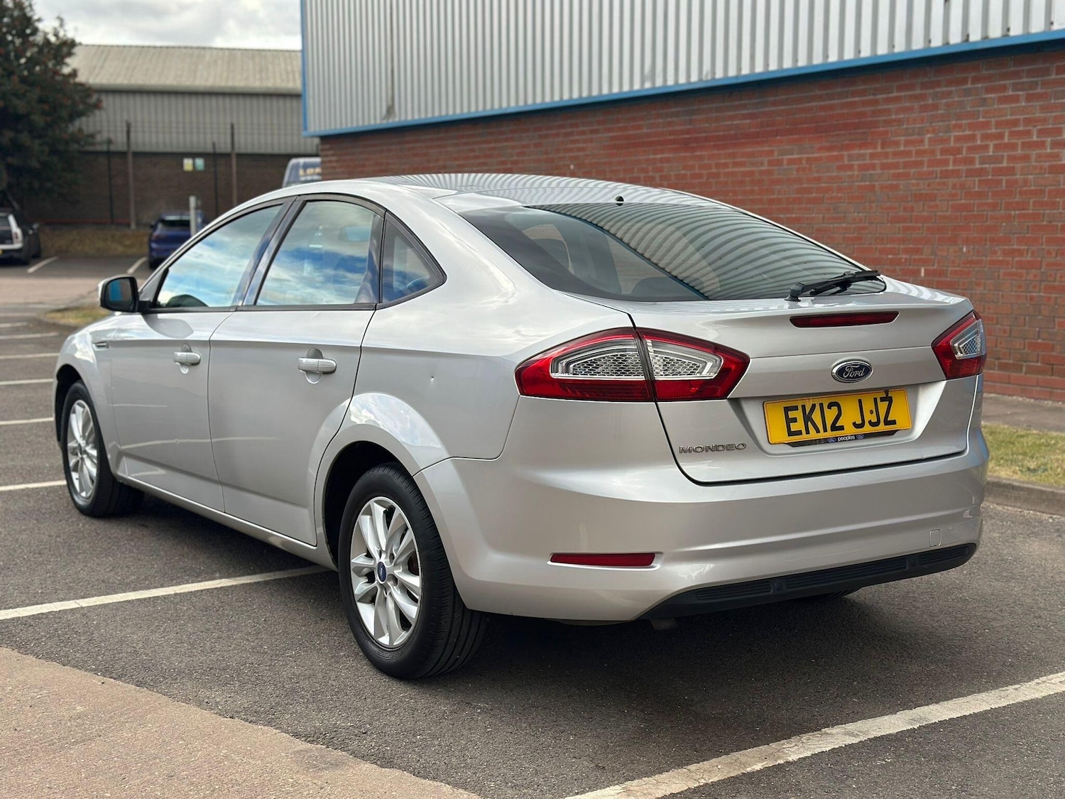 Used Ford Mondeo 2012 for sale - 76989259: Photo 9