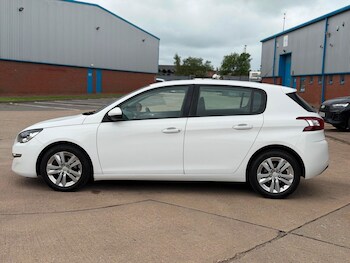 Used Peugeot 308 2015 for sale - 79601488: Photo