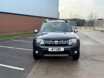 (16) - 1.5 dCi Laureate Euro 6 (s/s) 5dr