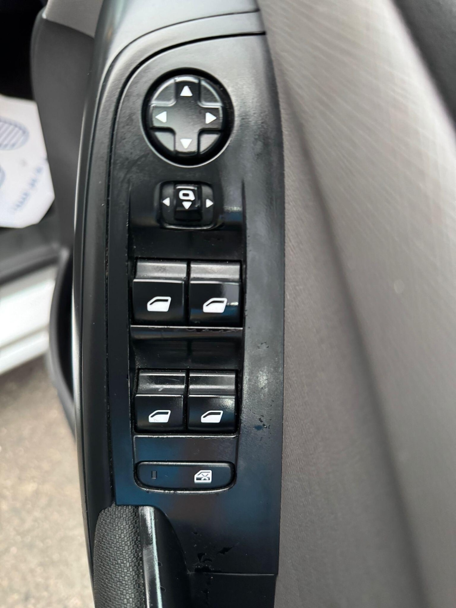 Used Renault Megane 2011 for sale - 76441033: Photo 16