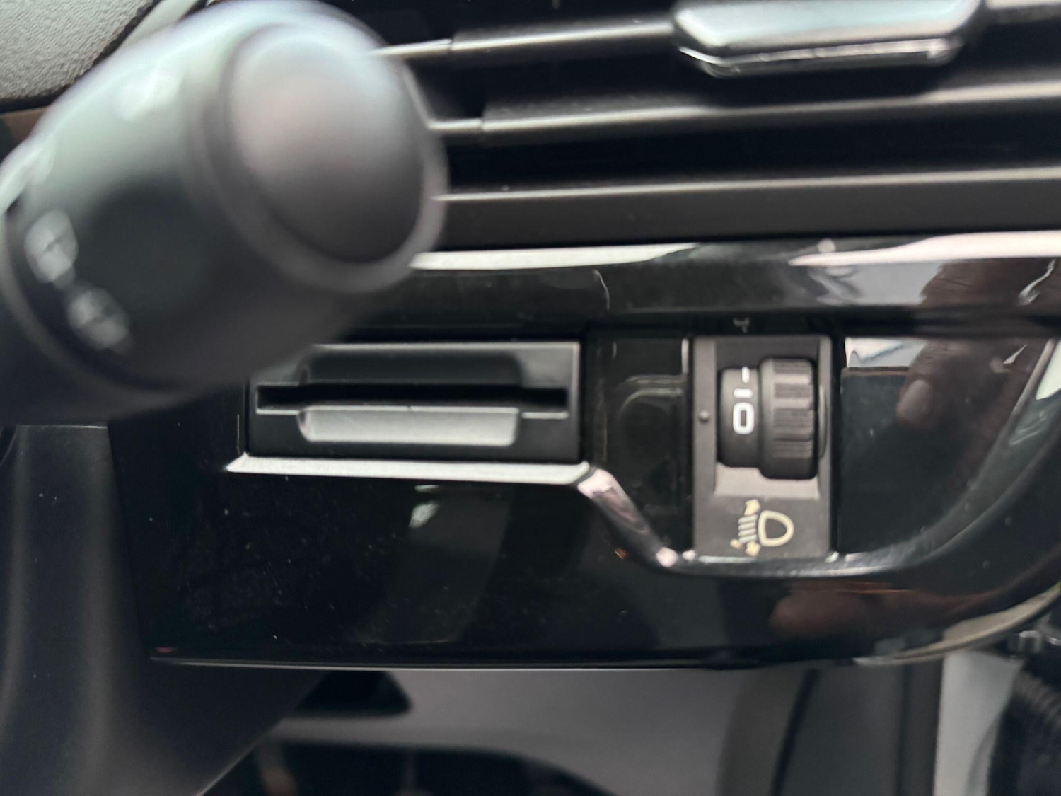 Used Renault Megane 2011 for sale - 76441033: Photo 17