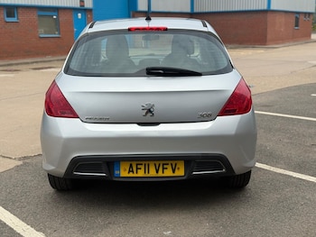 Used Peugeot 308 2011 for sale - 75339873: Photo