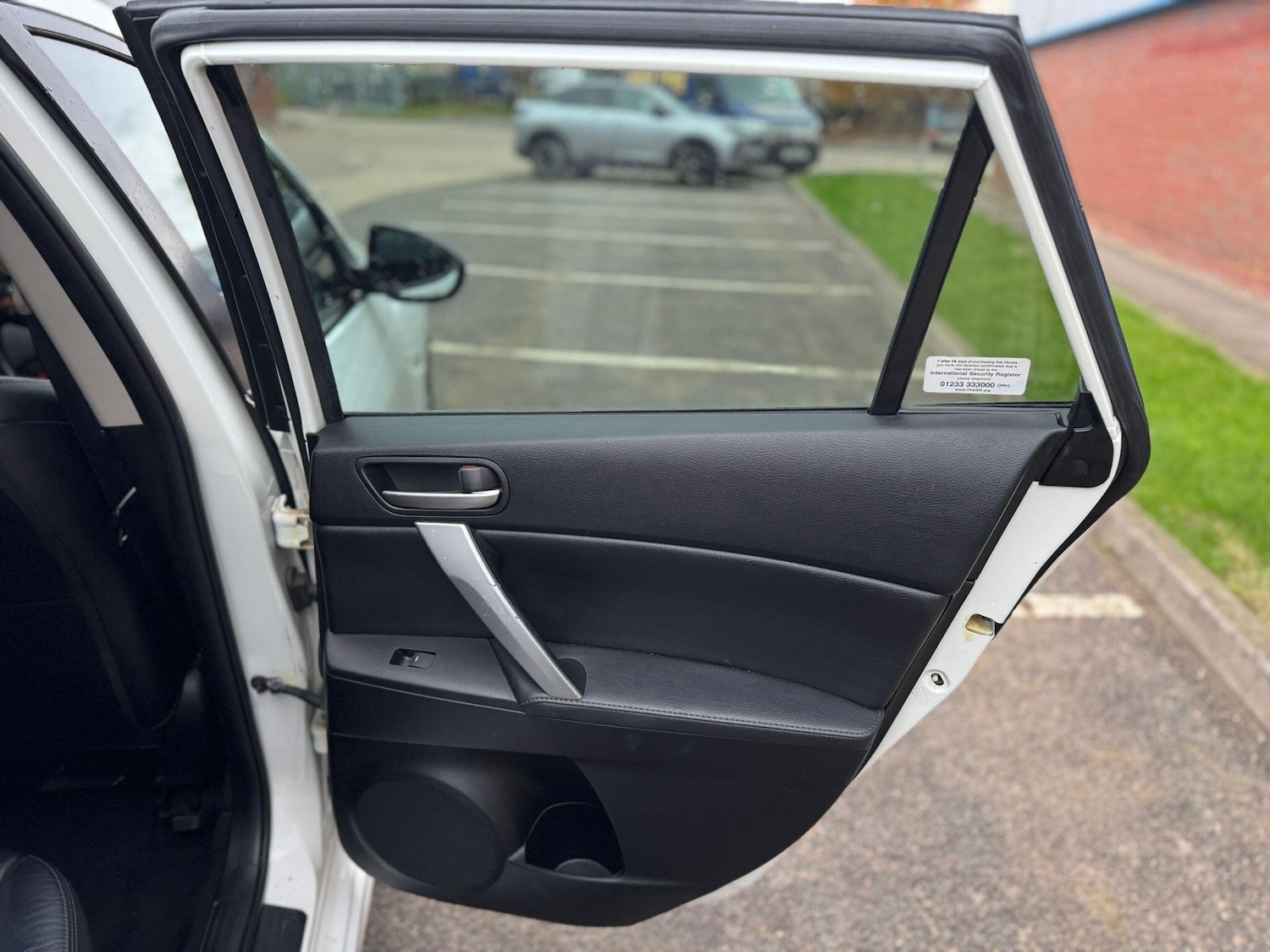 Used Mazda Mazda3 2009 for sale - 76423522: Photo 17