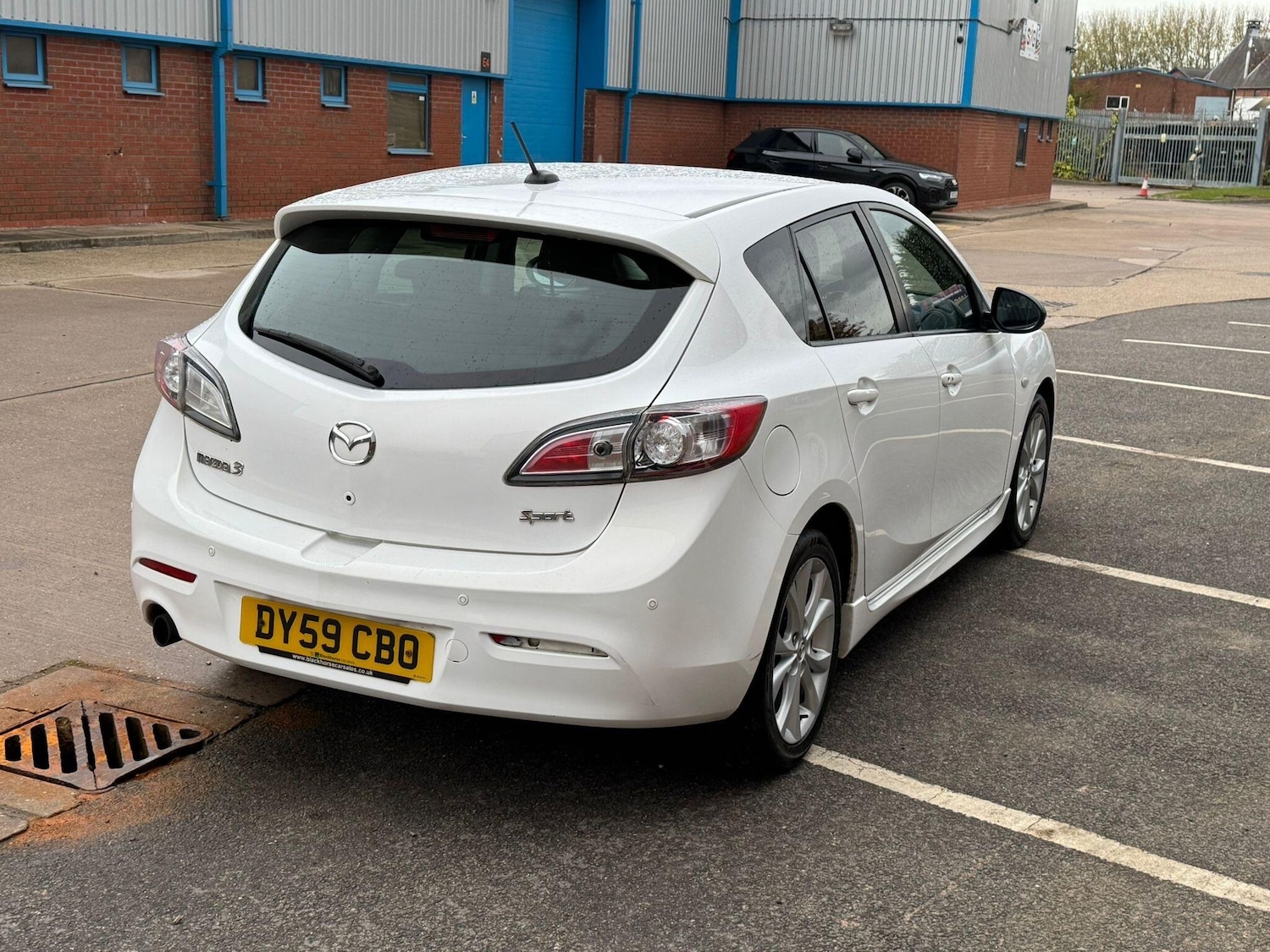 Used Mazda Mazda3 2009 for sale - 76423522: Photo 5