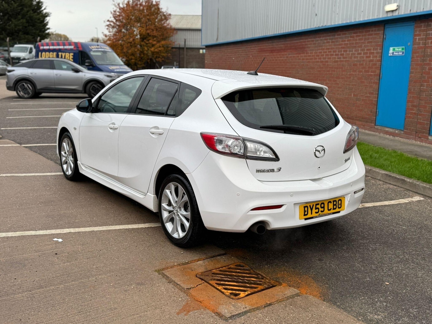 Used Mazda Mazda3 2009 for sale - 76423522: Photo 6