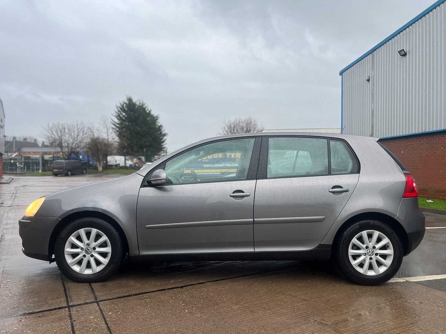 Used Volkswagen Golf 2007 for sale - 76964611: Photo 3