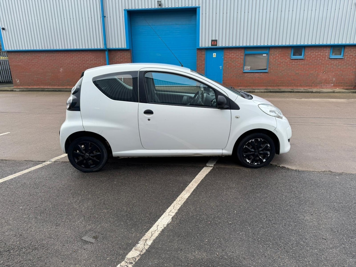 Used Citroen C1 2011 for sale - 77441305: Photo 6