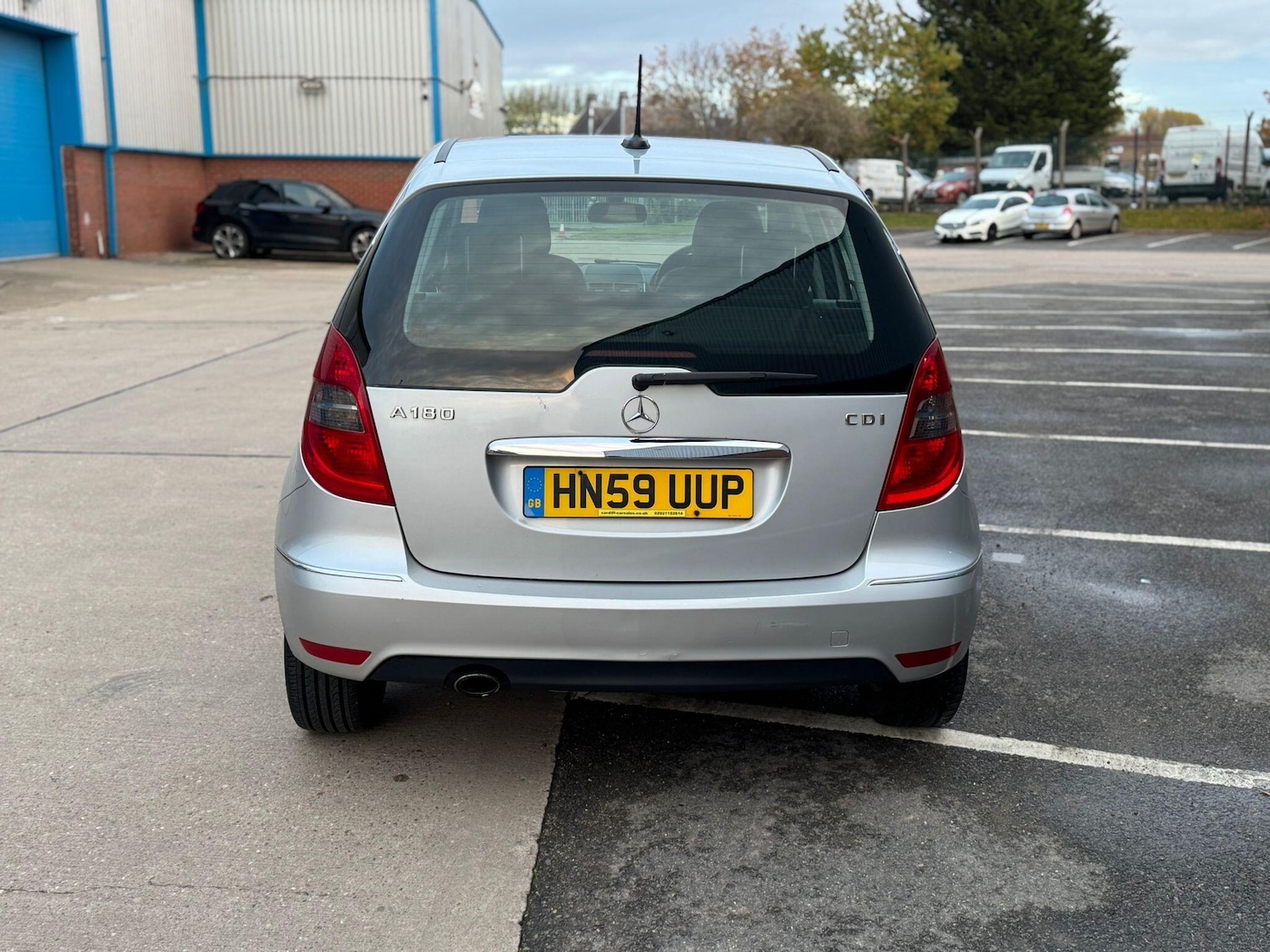 Used Mercedes-Benz A-Class 2009 for sale - 76389405: Photo 2