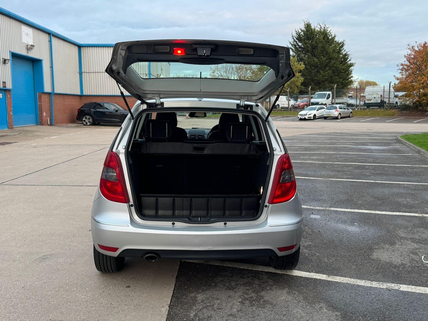 Used Mercedes-Benz A-Class 2009 for sale - 76389405: Photo 24