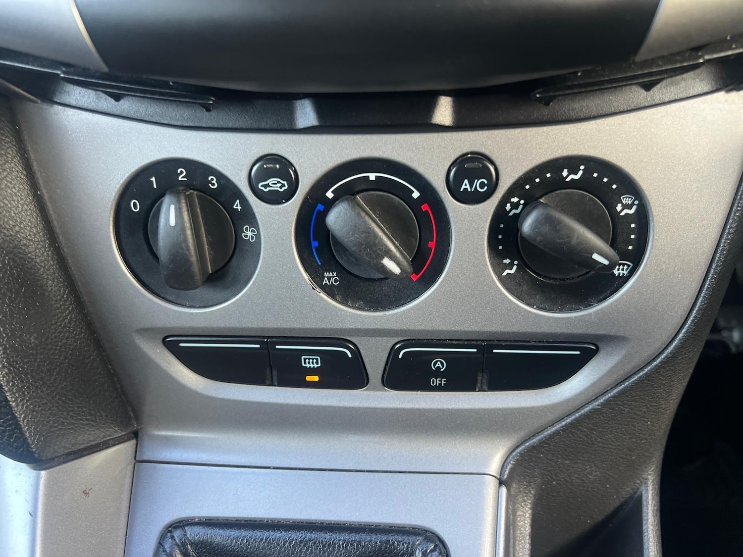 Used Ford Focus 2013 for sale - 76633477: Photo 16