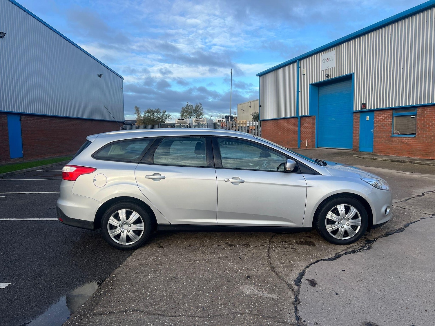 Used Ford Focus 2013 for sale - 76633477: Photo 4