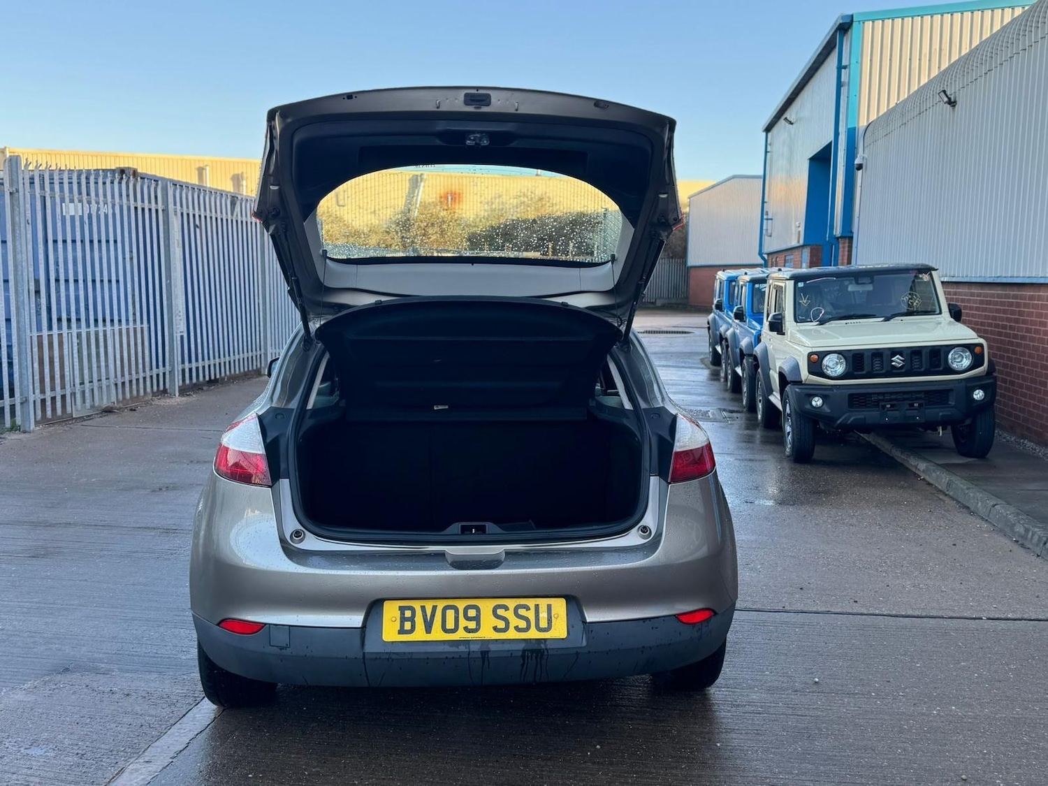 Used Renault Megane 2009 for sale - 77314960: Photo 14