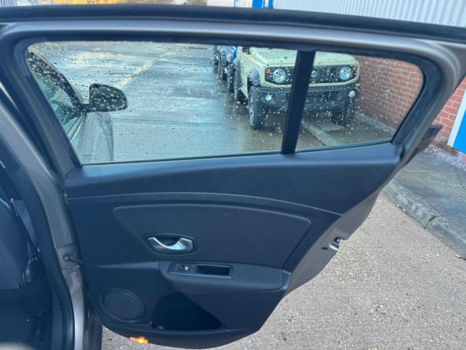 Used Renault Megane 2009 for sale - 77314960: Photo 18