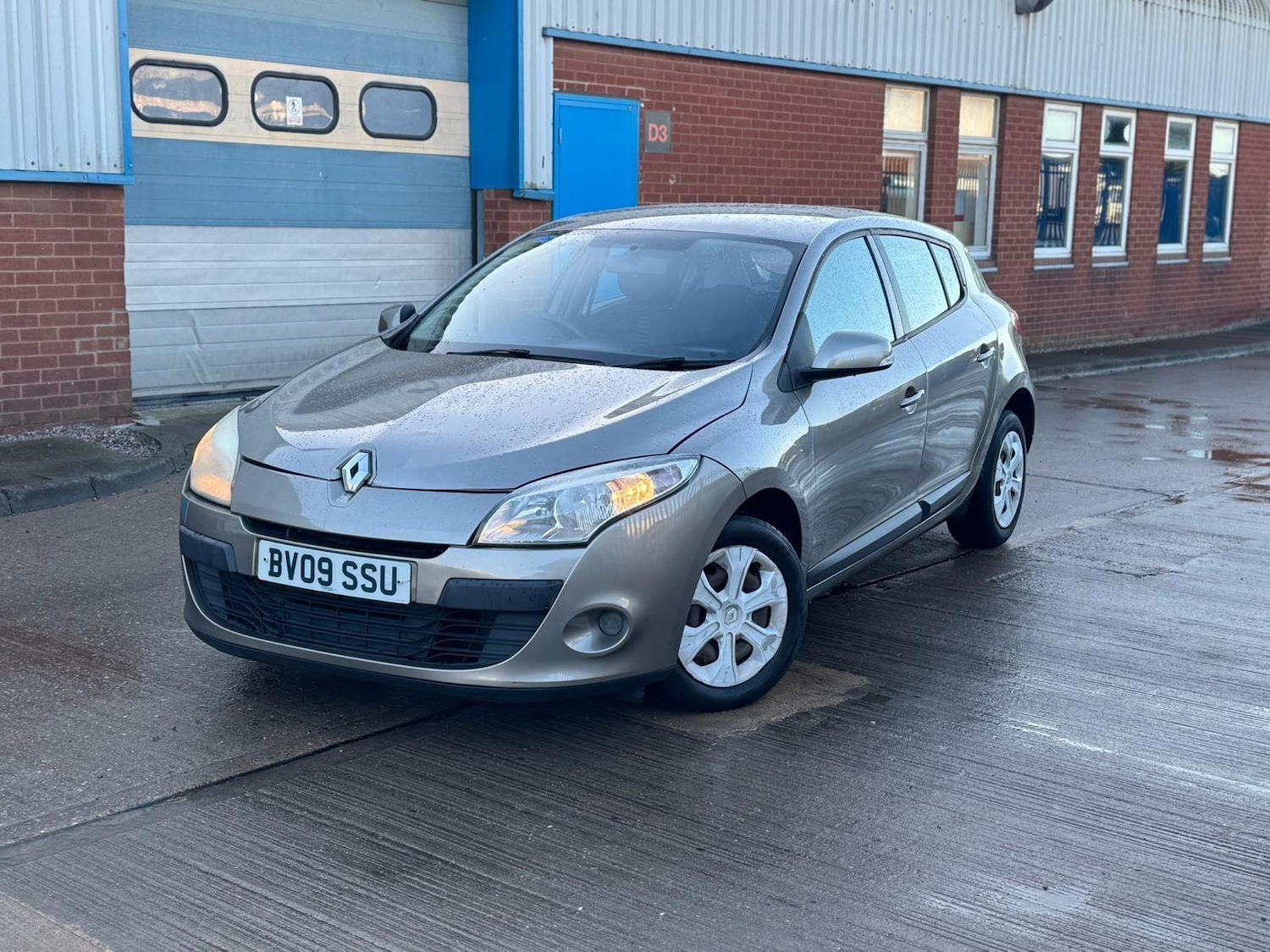 Used Renault Megane 2009 for sale - 77314960: Photo 7