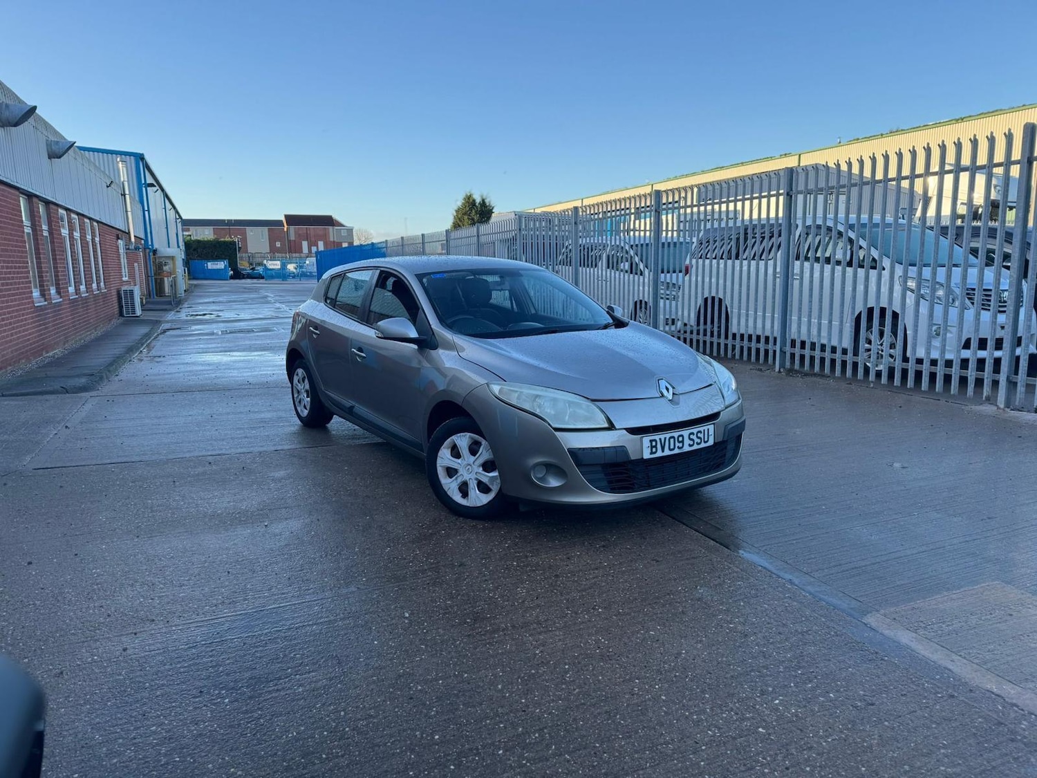 Used Renault Megane 2009 for sale - 77314960: Photo 8