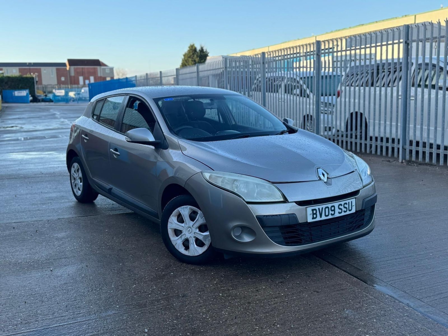 Used Renault Megane 2009 for sale - 77314960: Photo 9