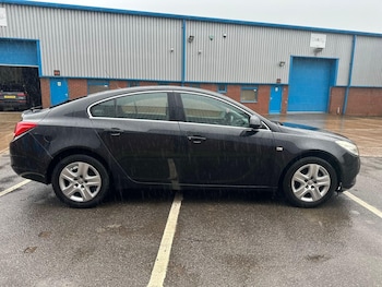 Used Vauxhall Insignia 2010 for sale - 75520700: Photo