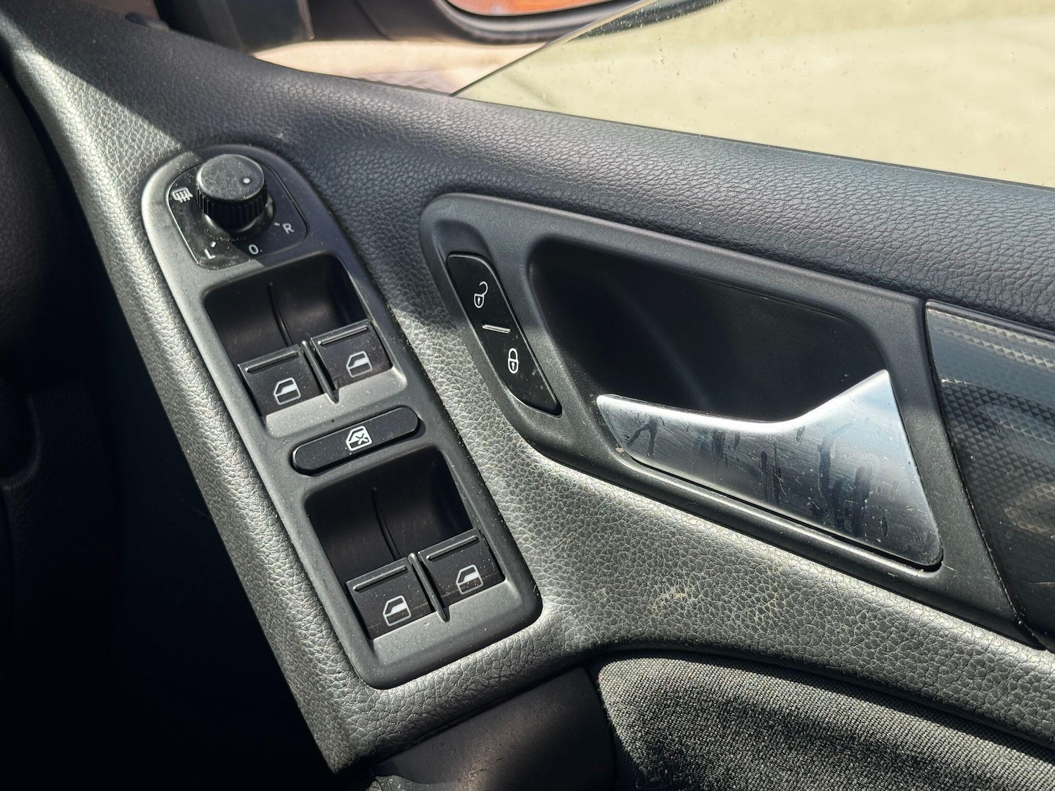 Used Volkswagen Golf 2011 for sale - 78157306: Photo 24