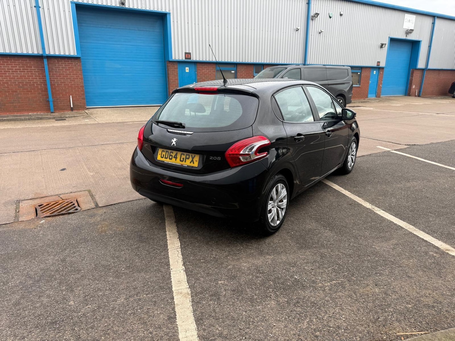 Used Peugeot 208 2015 for sale - 76472636: Photo 10