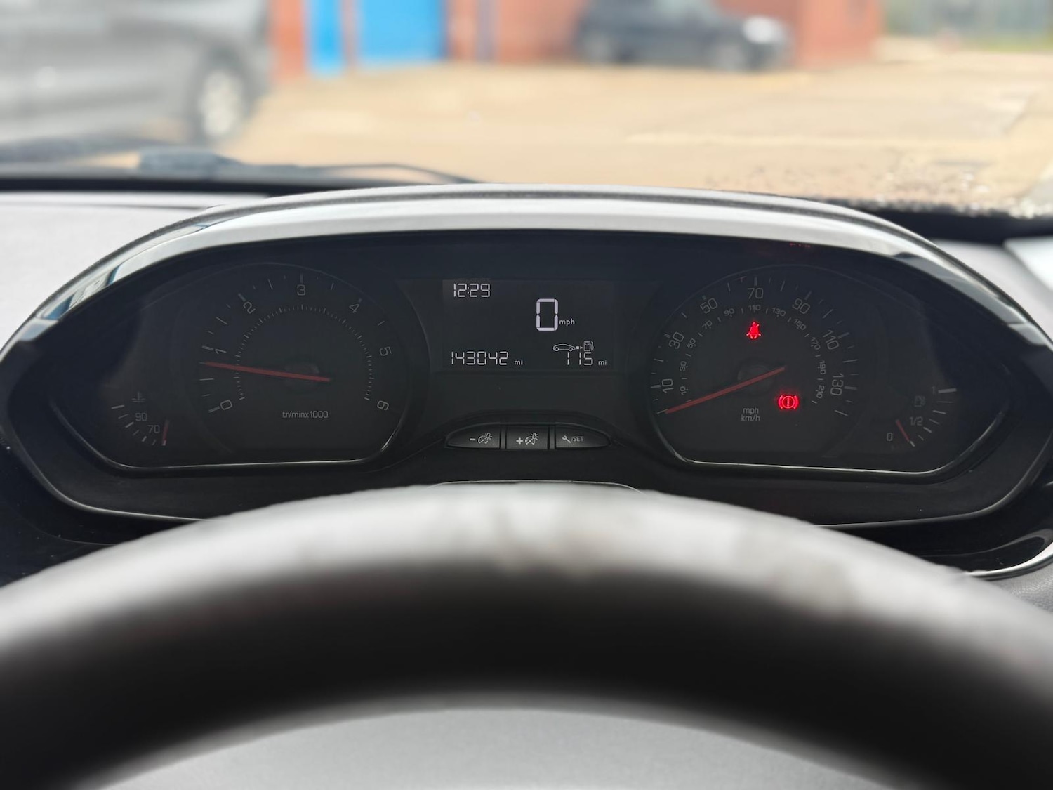 Used Peugeot 208 2015 for sale - 76472636: Photo 16