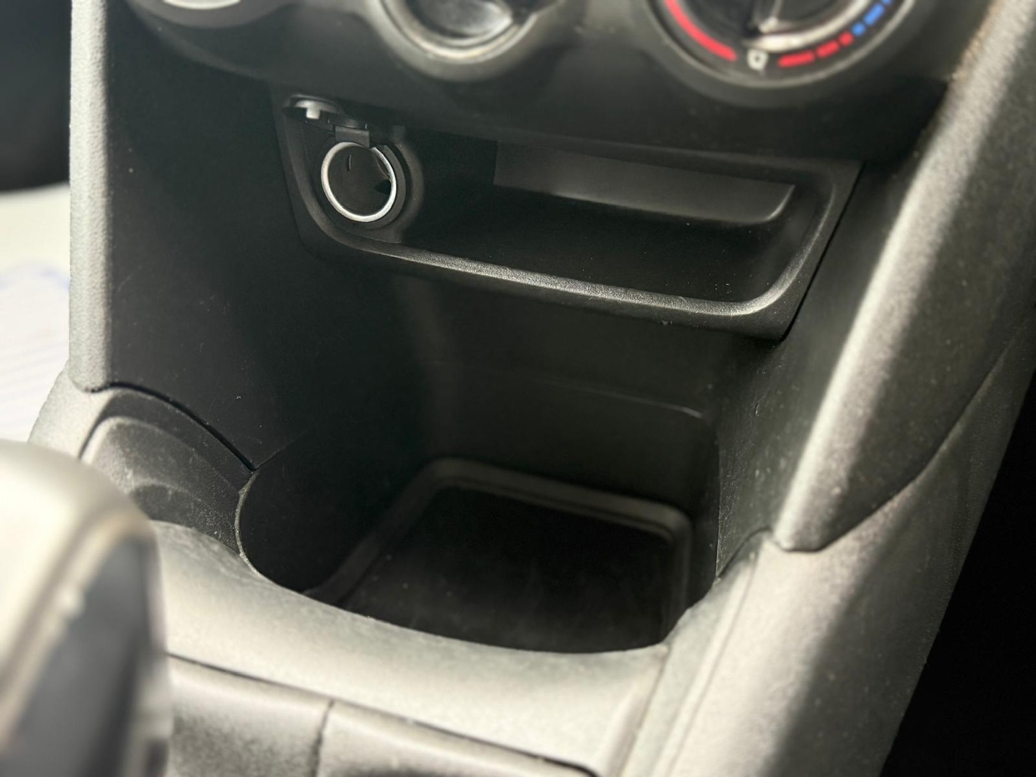 Used Peugeot 208 2015 for sale - 76472636: Photo 22