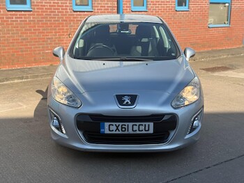 Used Peugeot 308 2011 for sale - 79601504: Photo