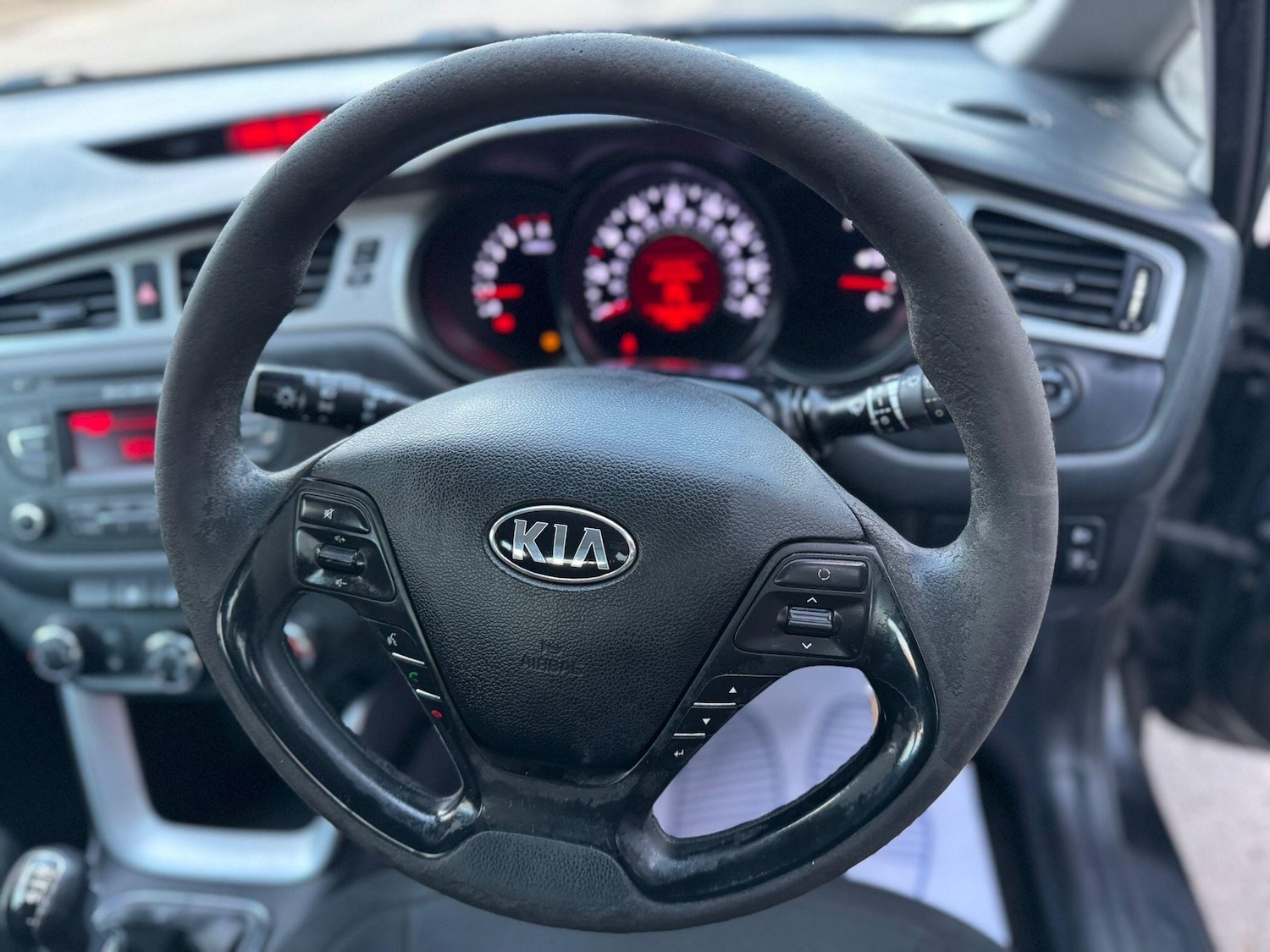 Used Kia Ceed 2015 for sale - 76936089: Photo 24