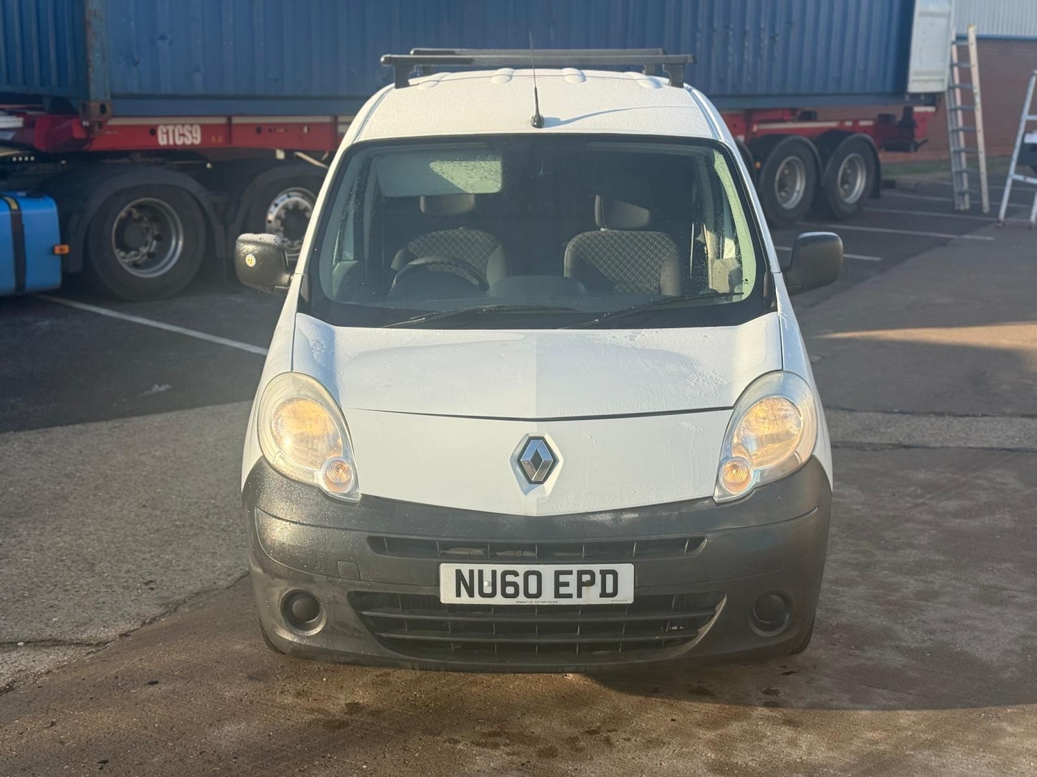 Used Renault Kangoo 2010 for sale - 76714195: Photo 1