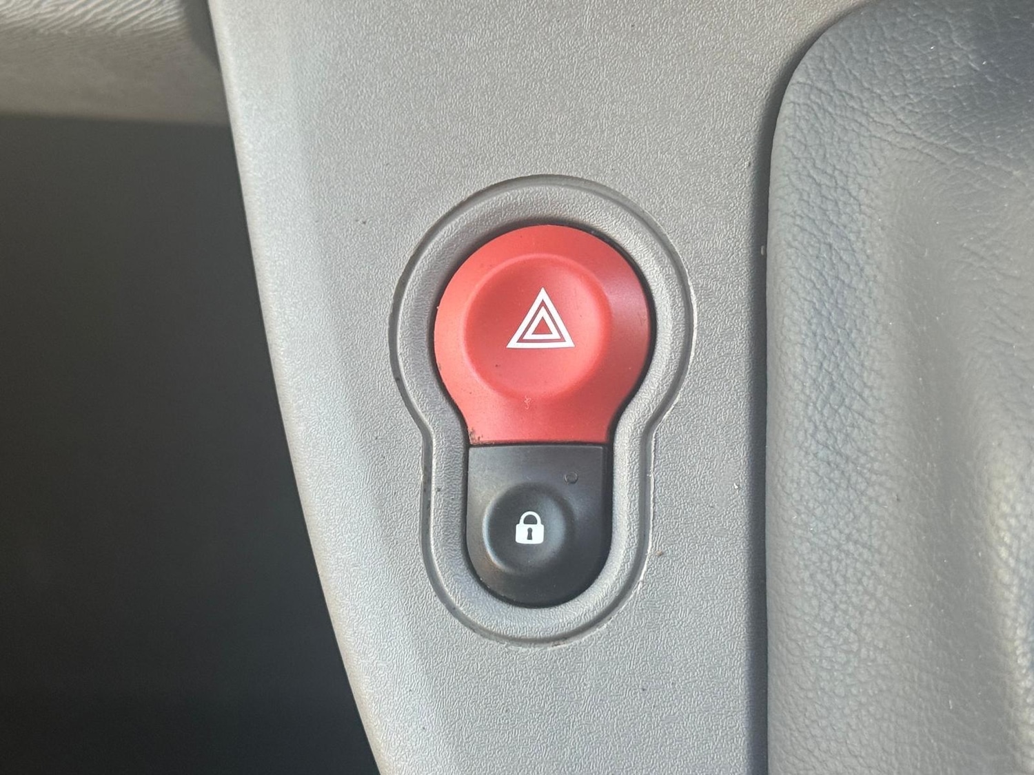 Used Renault Kangoo 2010 for sale - 76714195: Photo 22