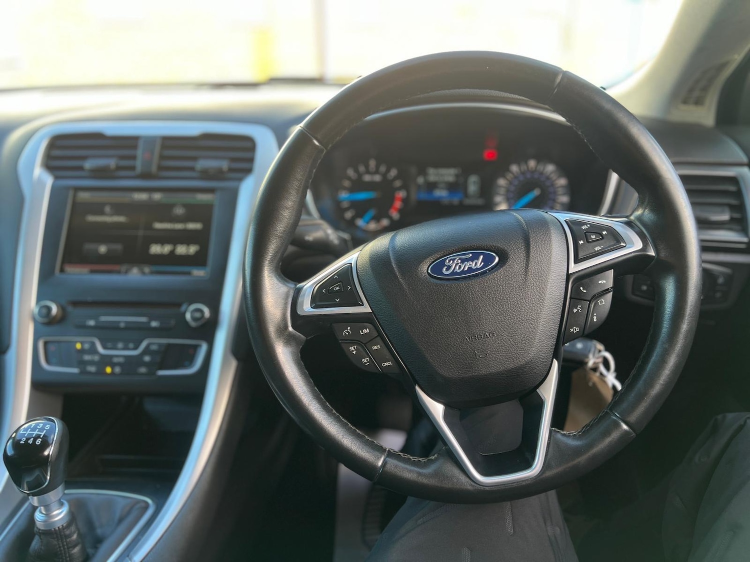 Used Ford Mondeo 2015 for sale - 76743487: Photo 14