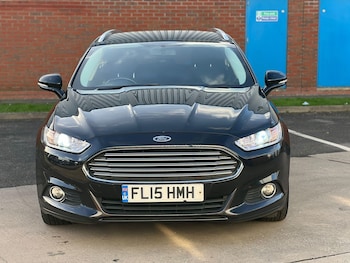 2015 (15) - 2.0 TDCi ECOnetic Zetec 5dr