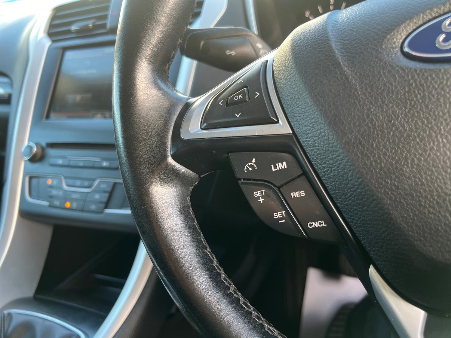 Used Ford Mondeo 2015 for sale - 76743487: Photo 20