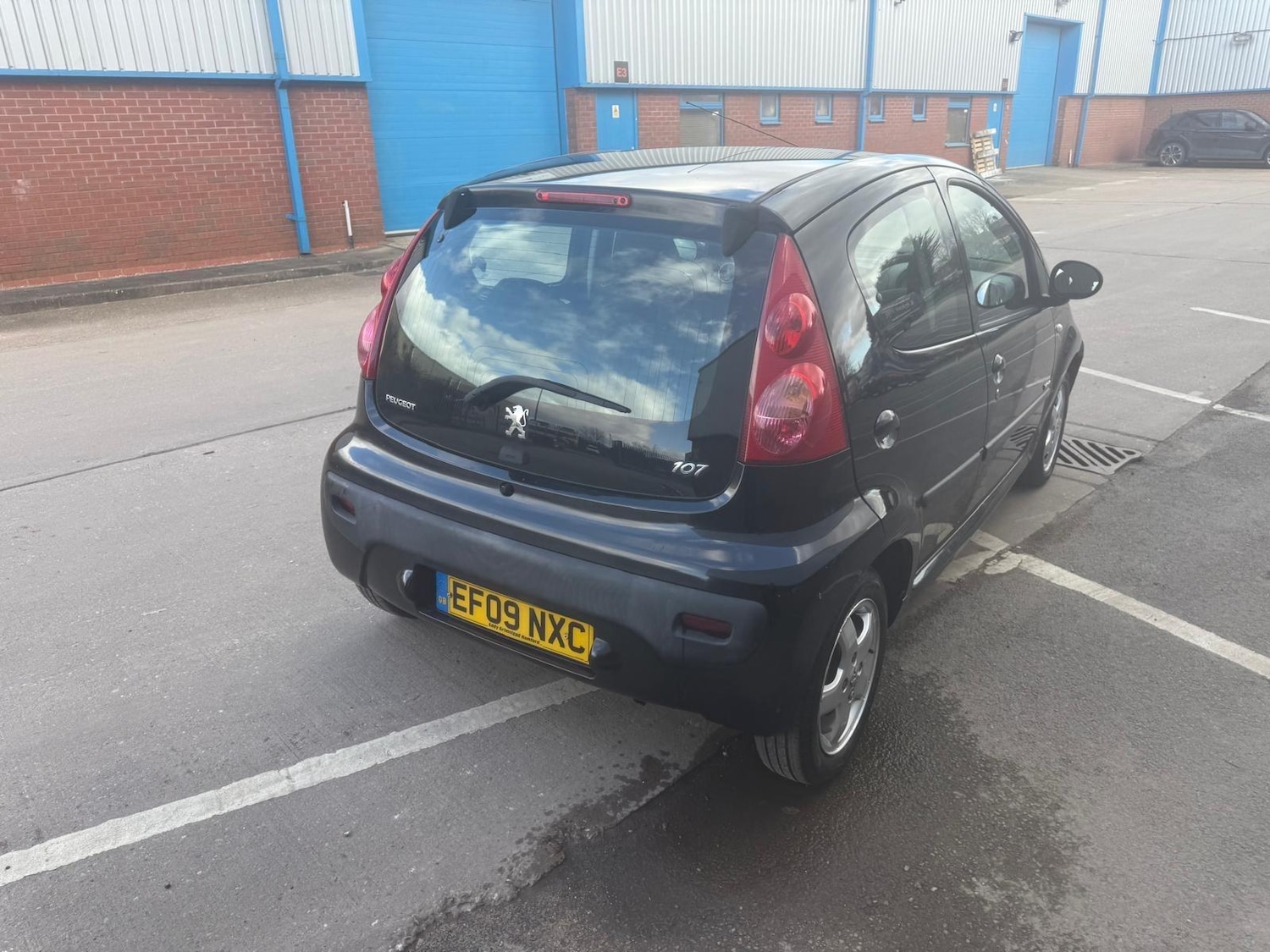 Used Peugeot 107 2009 for sale - 76990736: Photo 10