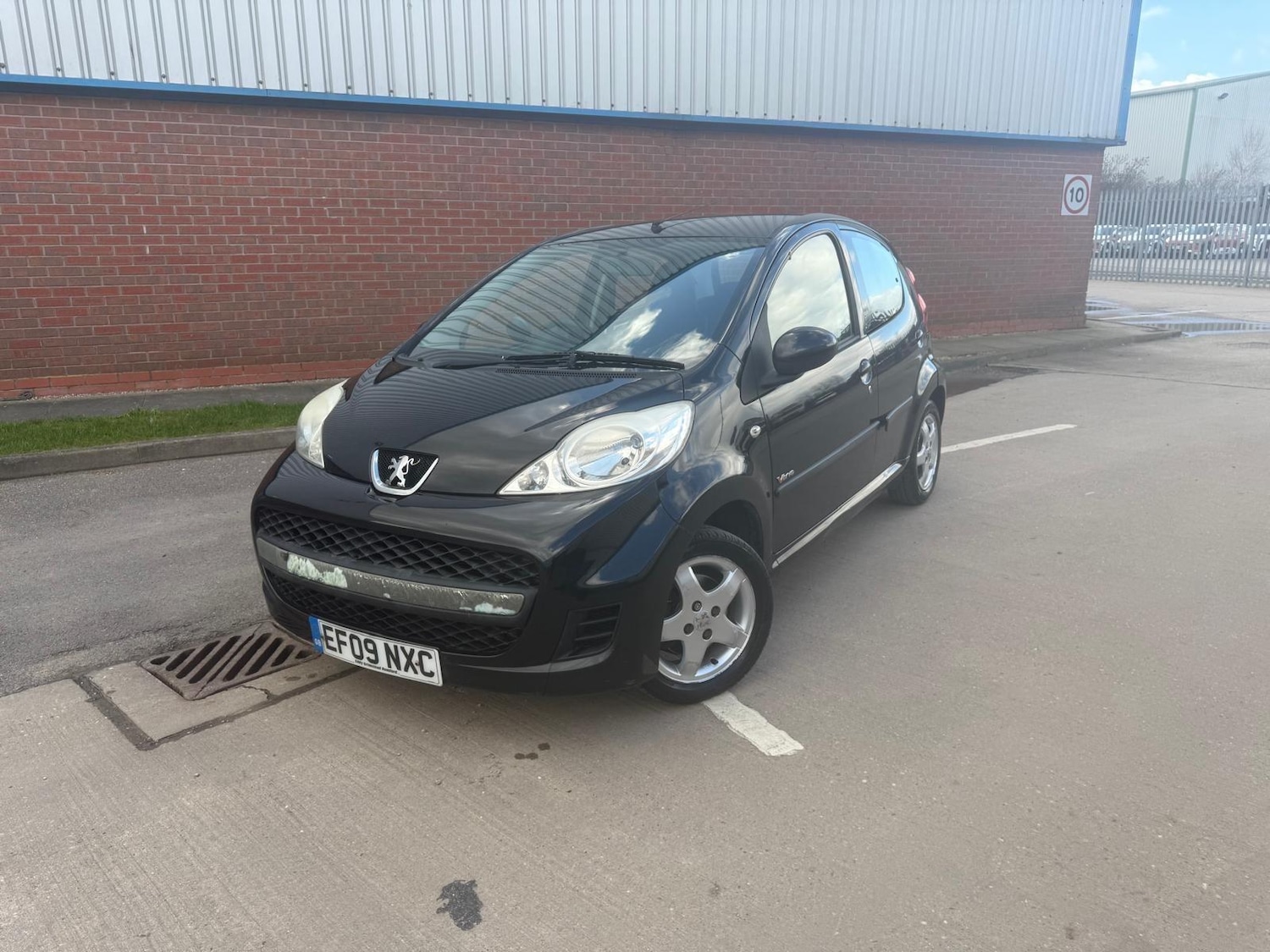 Used Peugeot 107 2009 for sale - 76990736: Photo 12