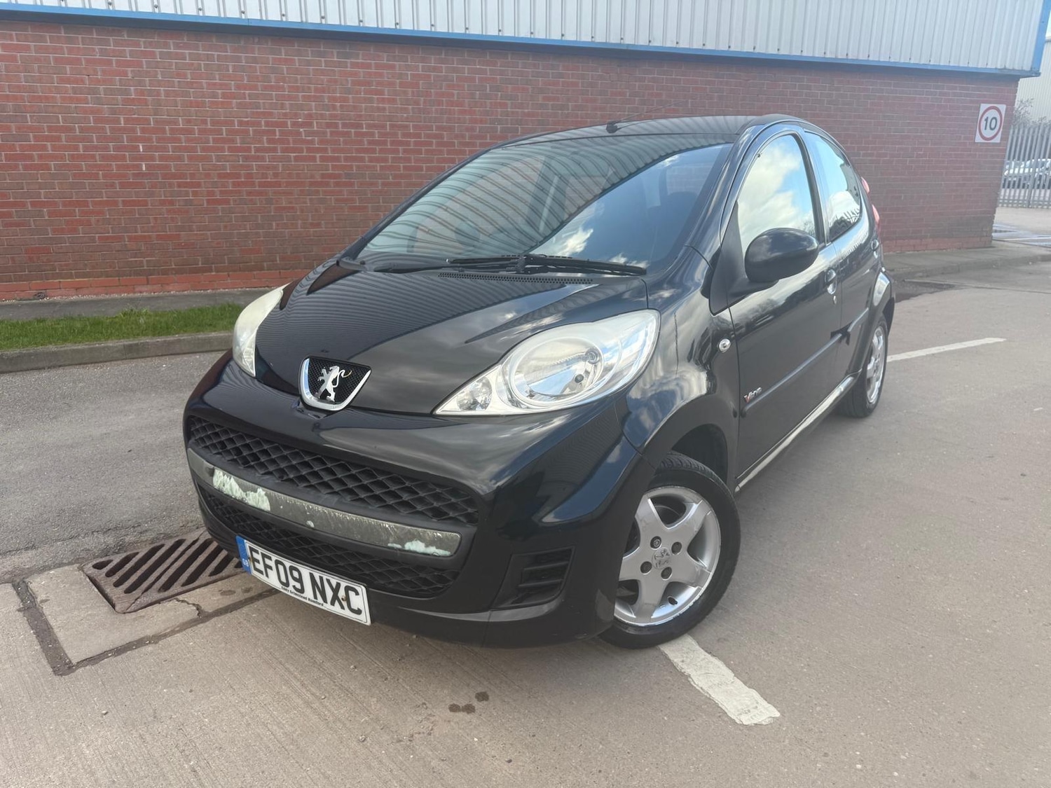 Used Peugeot 107 2009 for sale - 76990736: Photo 8
