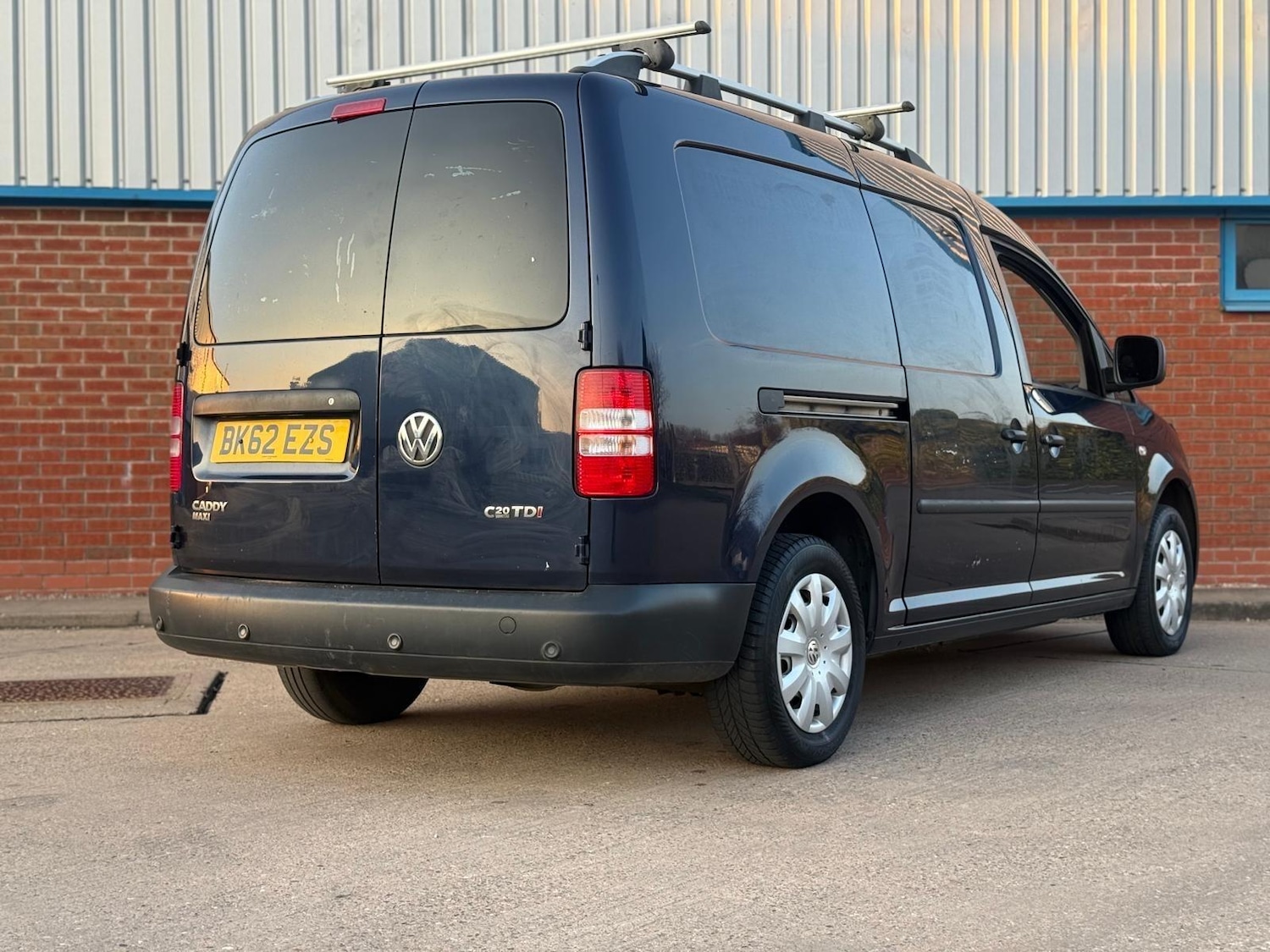 Used Volkswagen Caddy Maxi 2012 for sale - 77978015: Photo 11