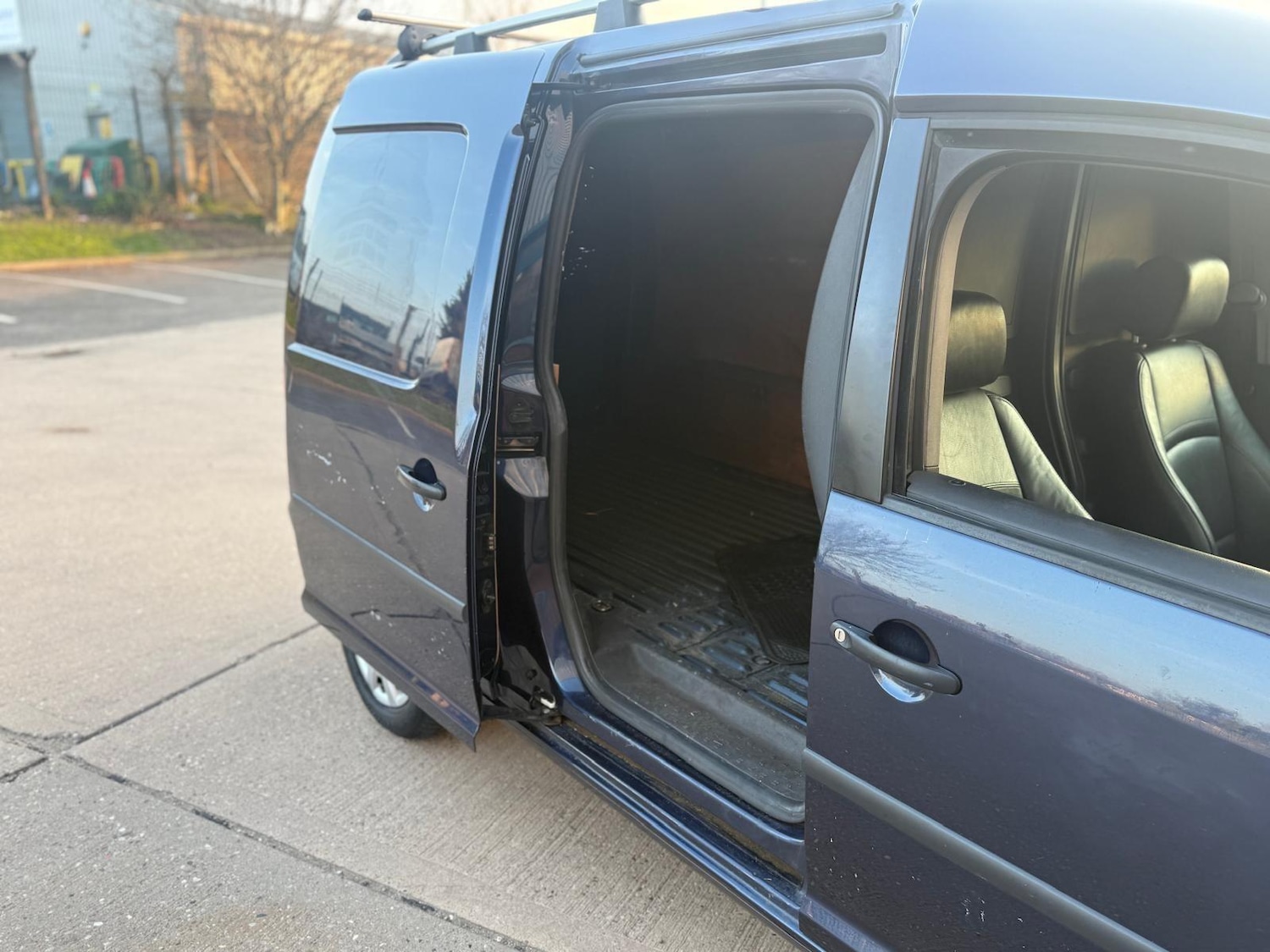 Used Volkswagen Caddy Maxi 2012 for sale - 77978015: Photo 13