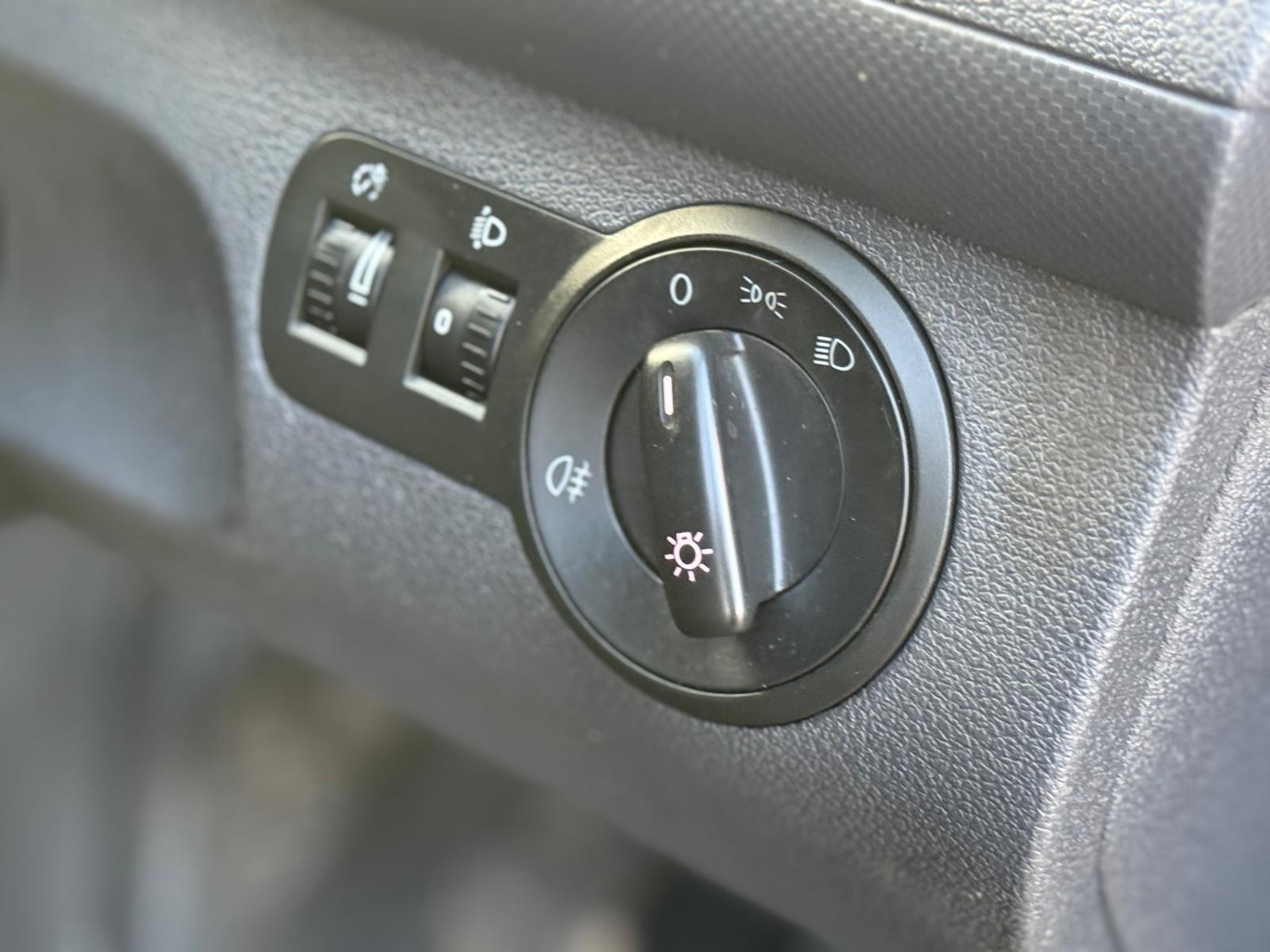 Used Volkswagen Caddy Maxi 2012 for sale - 77978015: Photo 20