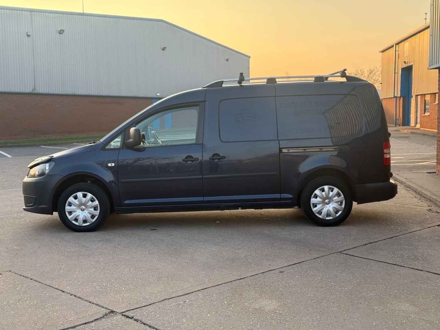 Used Volkswagen Caddy Maxi 2012 for sale - 77978015: Photo 3