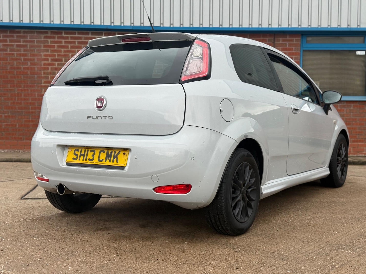 Used Fiat Punto 2013 for sale - 77682926: Photo 14