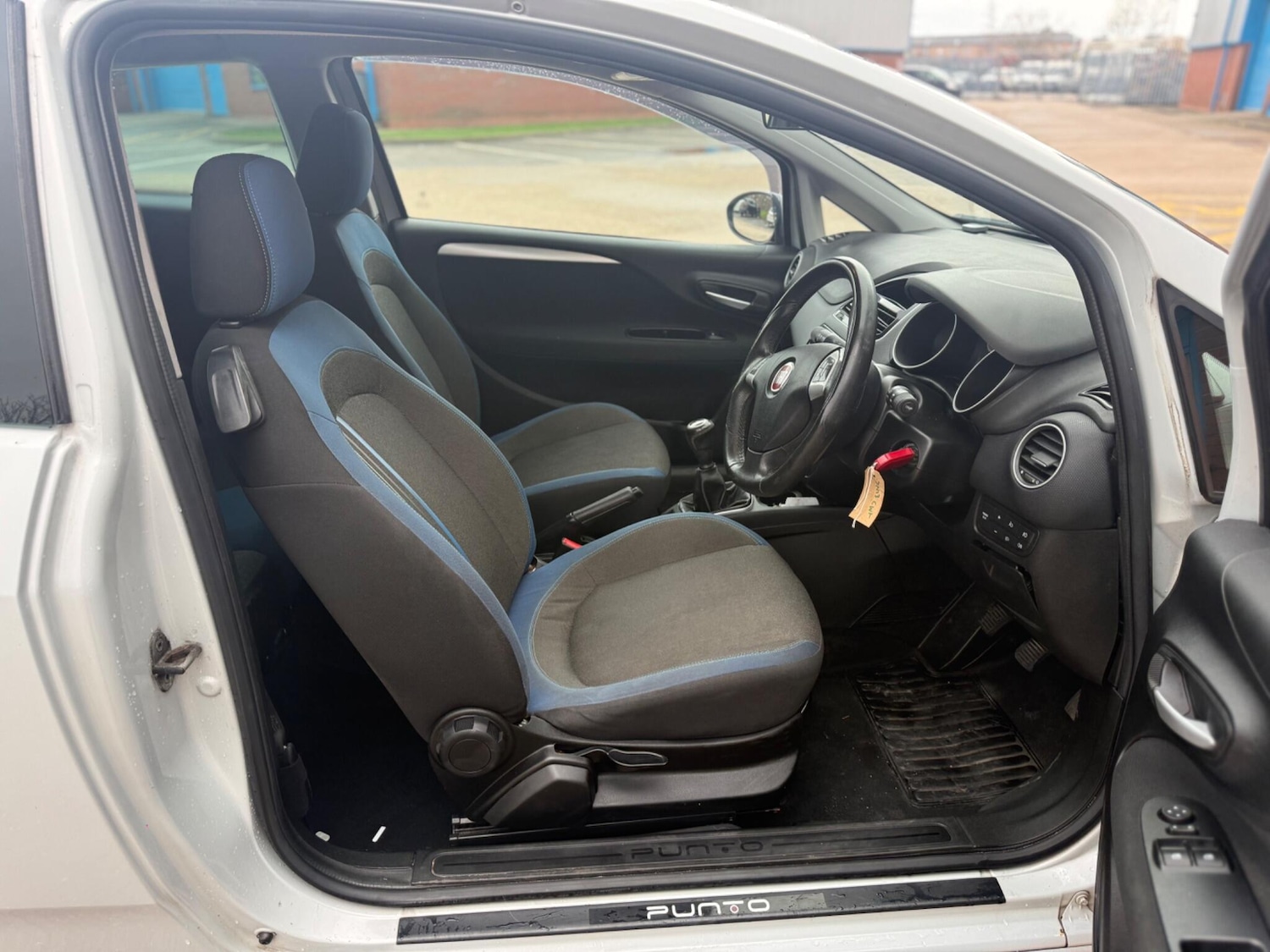 Used Fiat Punto 2013 for sale - 77682926: Photo 21