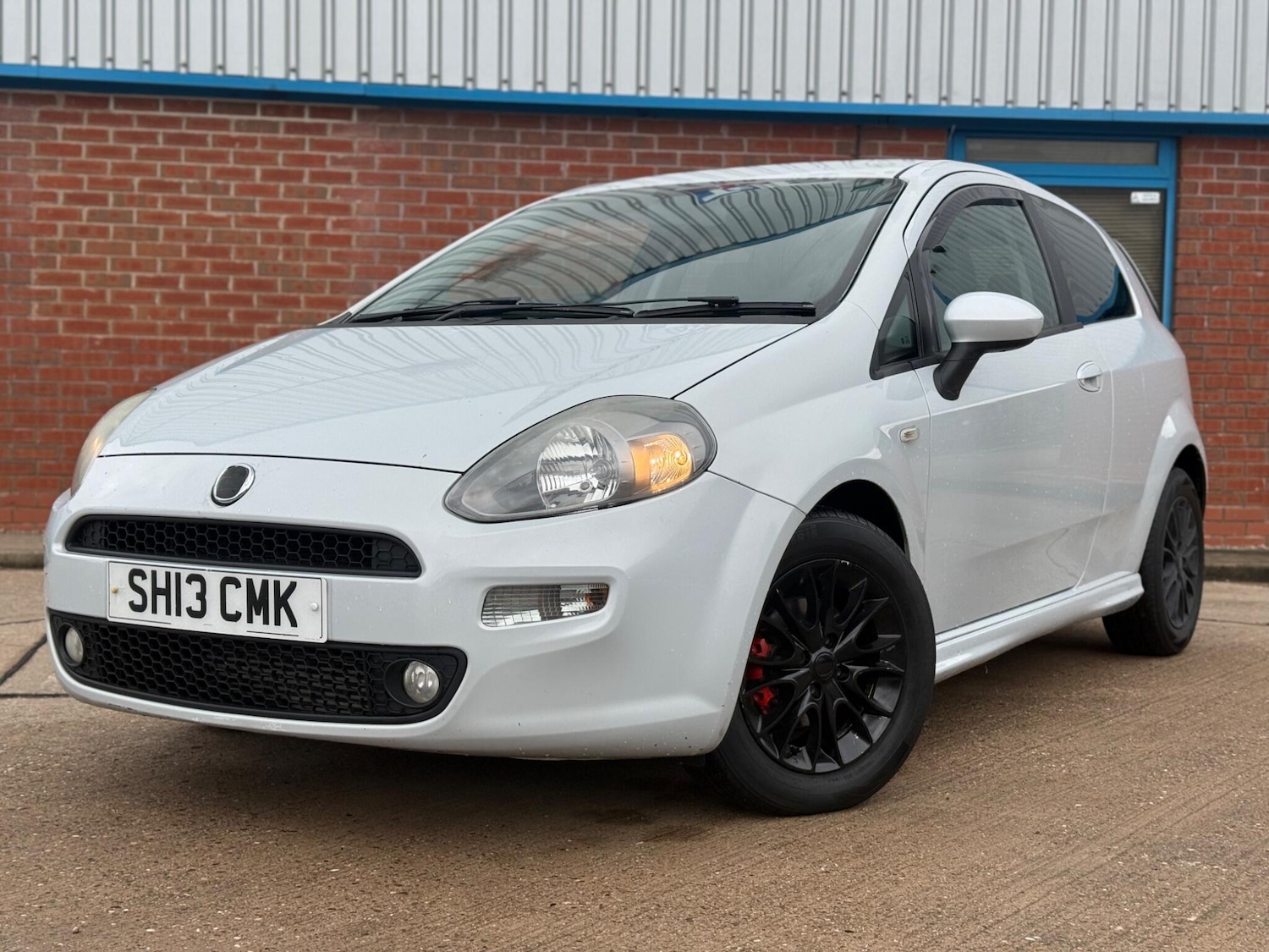Used Fiat Punto 2013 for sale - 77682926: Photo 3