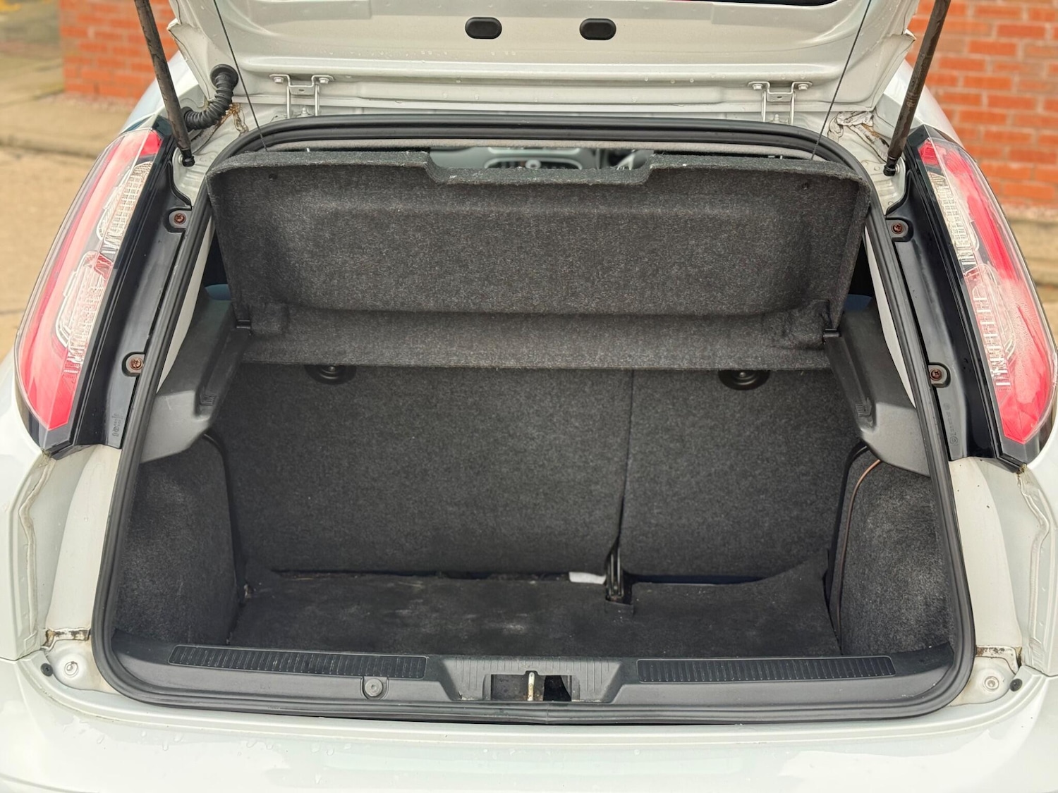 Used Fiat Punto 2013 for sale - 77682926: Photo 33