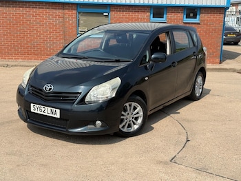 Used Toyota Verso 2012 for sale - 79601461: Photo